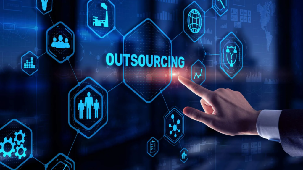 Scalable IT Outsourcing Strategies for Enterprise Applications
